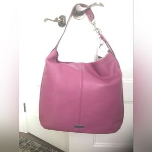 BRAND NEW NEVER USED: COACH PURSE